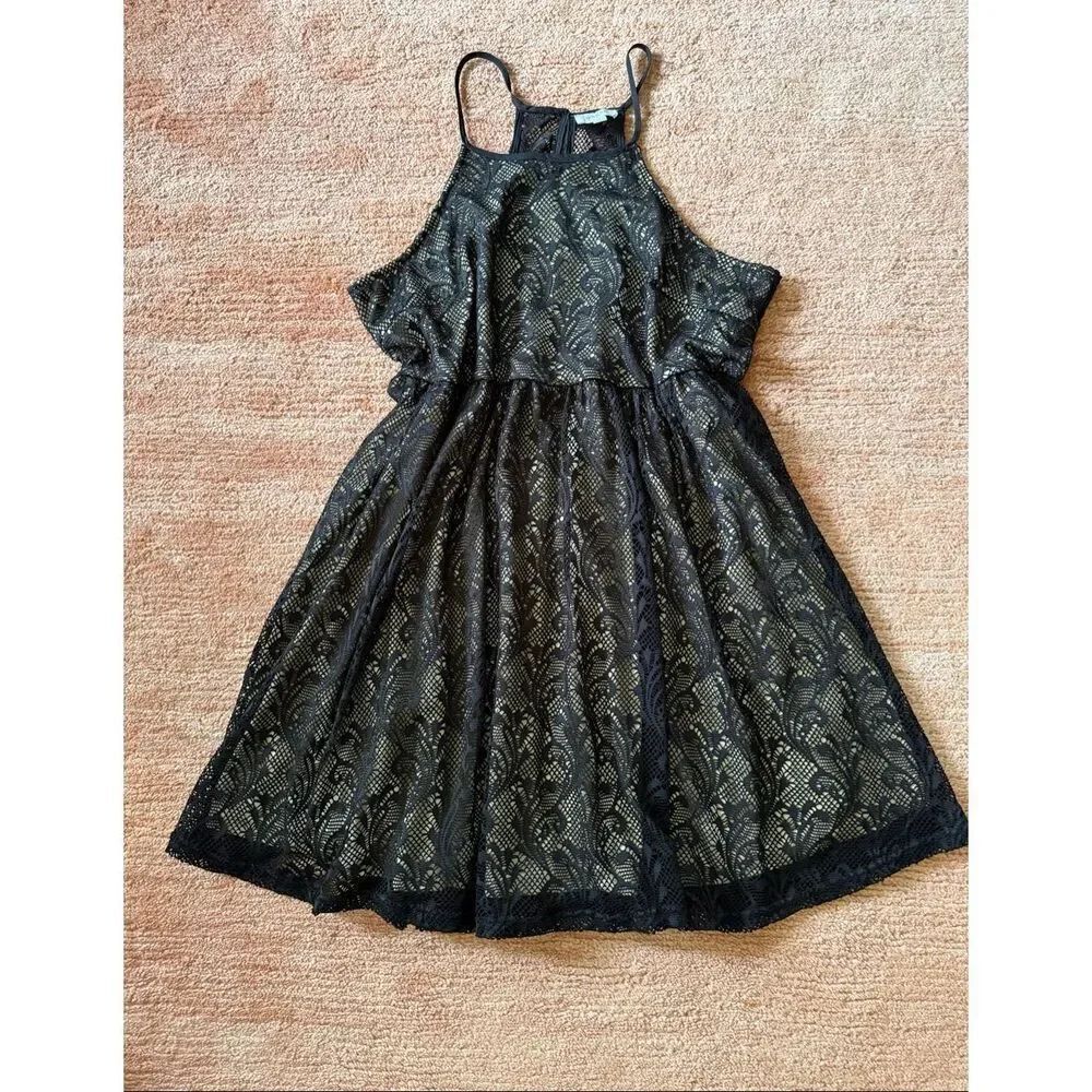 Umgee Black Lace Overlay Dress Size L Boho Sleeveless Stretch Mini Dress
